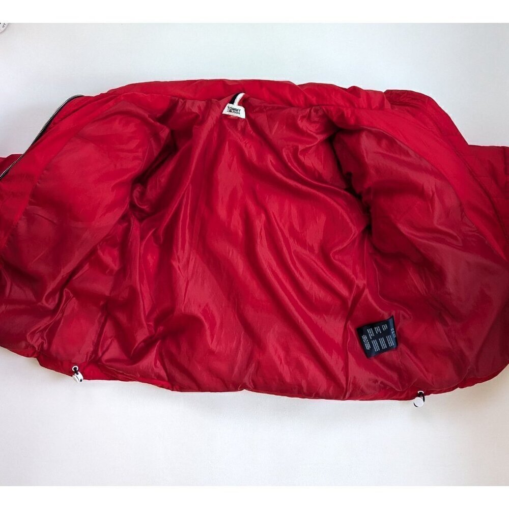 Tommy Hilfiger Tommy Jeans Cropped Women's Red Puffer Jacket Size M - Picture 7 of 15